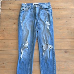 KanCan ripped blue jeans size 28